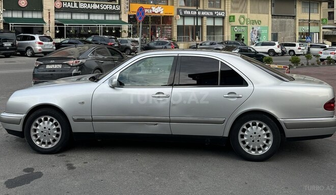Mercedes E 240 1998, 240,000 km - 2.4 l - Şəmkir