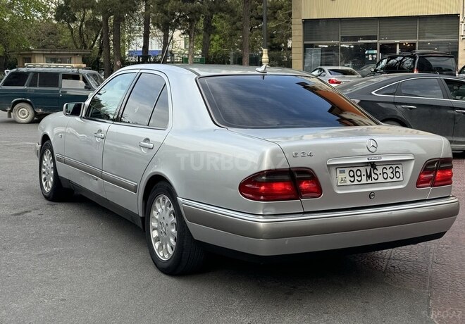 Mercedes E 240 1998, 240,000 km - 2.4 l - Şəmkir