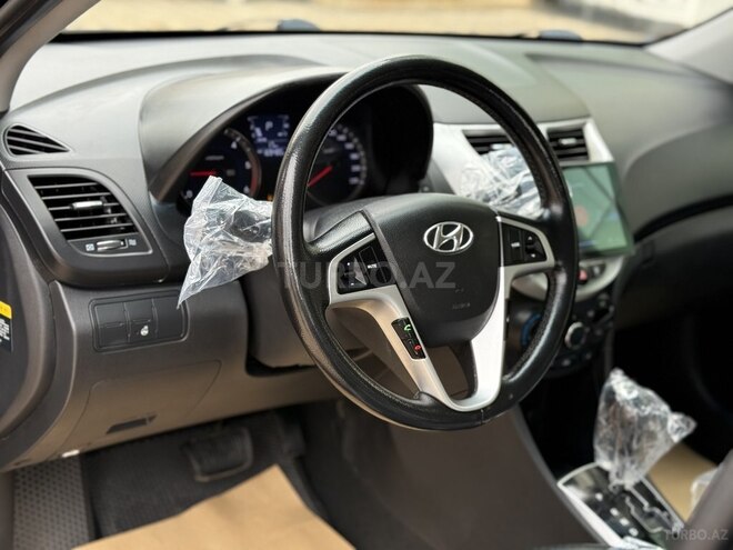 Hyundai Accent 2013, 167,000 km - 1.6 l - Gəncə