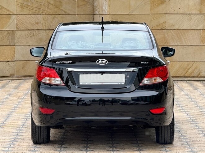 Hyundai Accent 2013, 167,000 km - 1.6 l - Gəncə