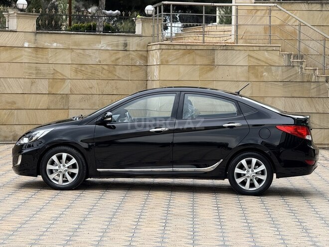 Hyundai Accent 2013, 167,000 km - 1.6 l - Gəncə
