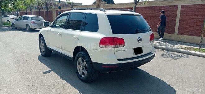 Volkswagen Touareg 2003, 220,000 km - 3.2 l - Gəncə