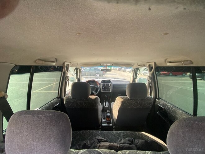 Mitsubishi Pajero io-12