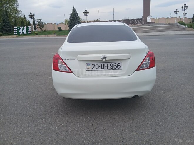 Nissan Sunny 2013, 208,000 km - 1.5 l - Gəncə