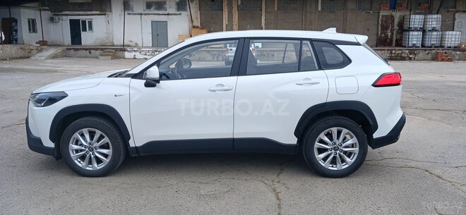 Toyota Corolla Cross 2024, 23,330 km - 2.0 л - Bakı