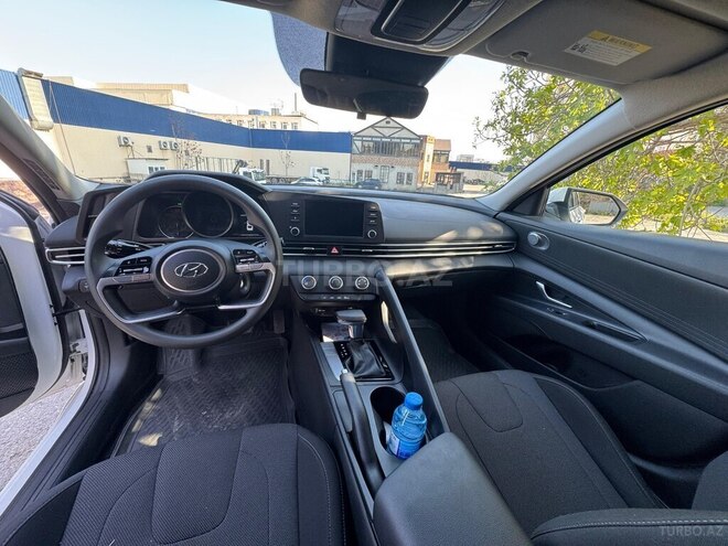 Hyundai Elantra 2022, 40,234 km - 2.0 l - Bakı