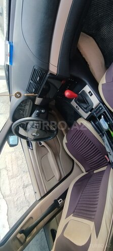 BMW 330 2000, 296,000 km - 3.0 l - Quba