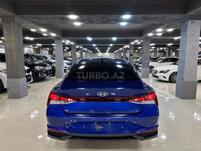 Hyundai Elantra-5