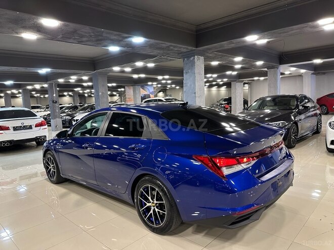 Hyundai Elantra-6