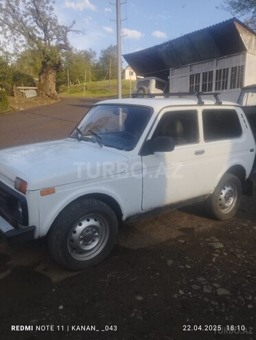 LADA (VAZ) Niva 1999, 118,884 km - 1.7 l - Lerik