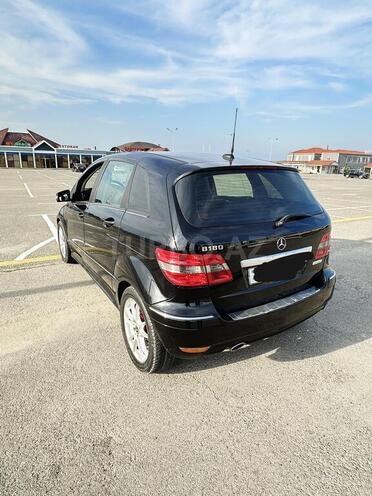 Mercedes B 180 2009, 126,000 km - 1.7 л - Bakı