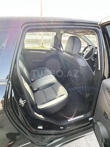 Mercedes B 180 2009, 126,000 km - 1.7 л - Bakı