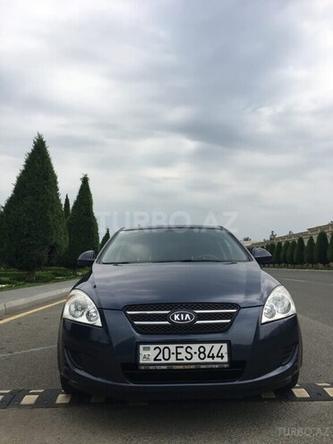 Kia Ceed 2009, 118,000 km - 1.4 л - Gəncə