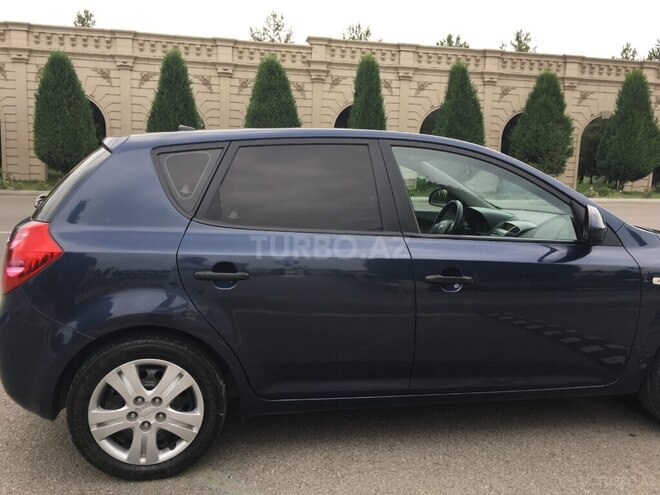 Kia Ceed 2009, 118,000 km - 1.4 л - Gəncə