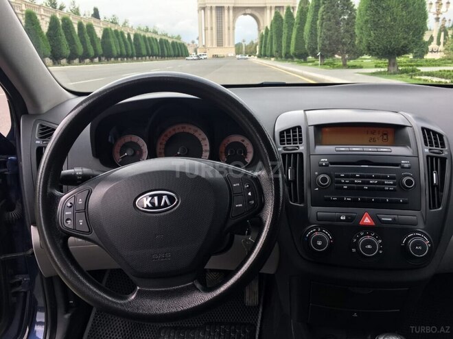 Kia Ceed 2009, 118,000 km - 1.4 л - Gəncə