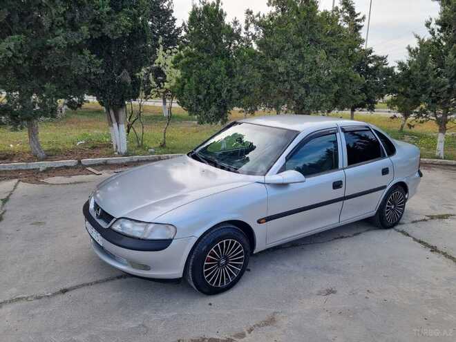 Opel Vectra 1999, 190,000 km - 1.6 l - Sumqayıt
