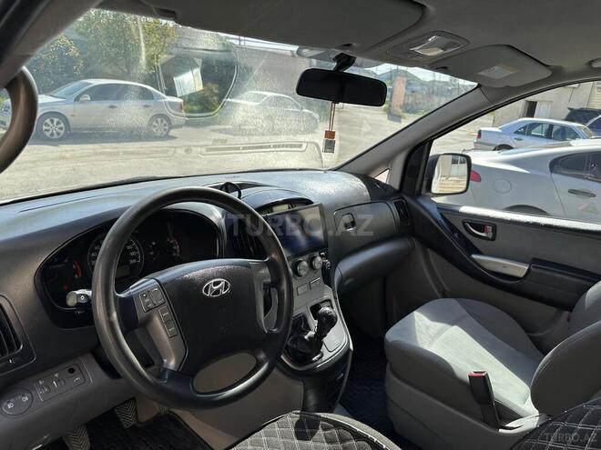Hyundai H-1 2014, 220,000 km - 2.5 l - Bakı