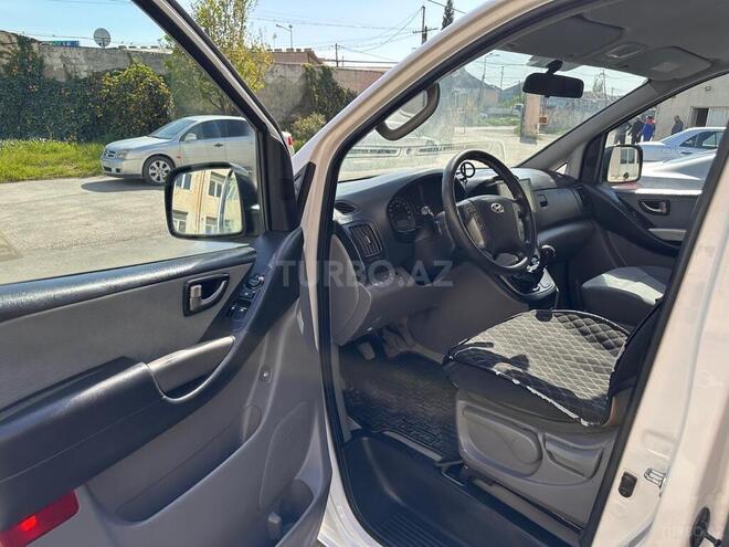 Hyundai H-1 2014, 220,000 km - 2.5 l - Bakı