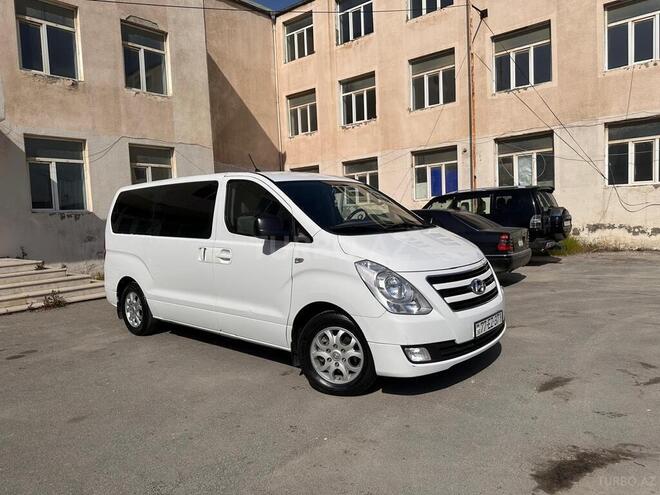 Hyundai H-1 2014, 220,000 km - 2.5 l - Bakı