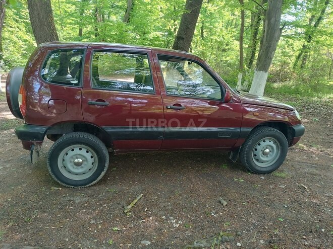 Chevrolet Niva 2004, 200,000 km - 1.7 l - Xaçmaz
