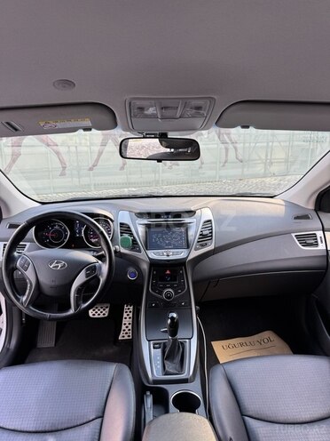 Hyundai Avante 2015, 141,500 km - 1.6 л - Bakı