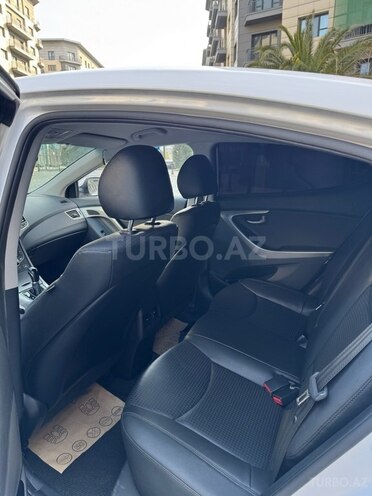 Hyundai Avante 2015, 141,500 km - 1.6 л - Bakı