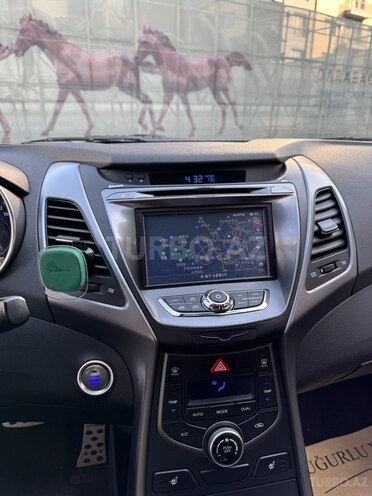 Hyundai Avante 2015, 141,500 km - 1.6 л - Bakı
