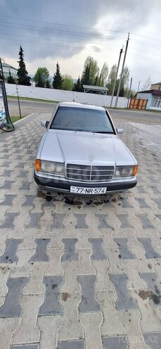 Mercedes 190 1990, 350,000 km - 2.5 л - Astara
