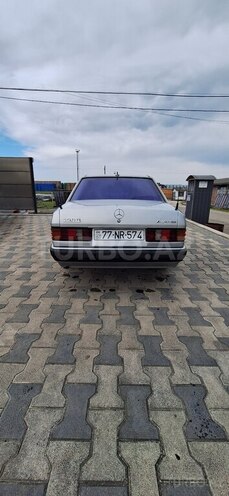 Mercedes 190 1990, 350,000 km - 2.5 л - Astara