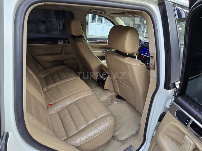 Volkswagen Touareg 2005, 267,985 km - 3.2 л - Sumqayıt