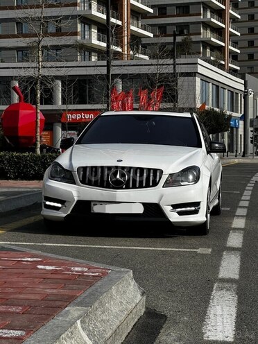 Mercedes C 250-1