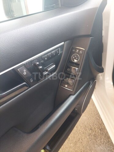 Mercedes C 250-13