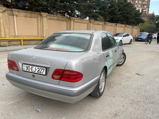 Mercedes E 230 1995, 289,452 km - 2.3 l - Bakı
