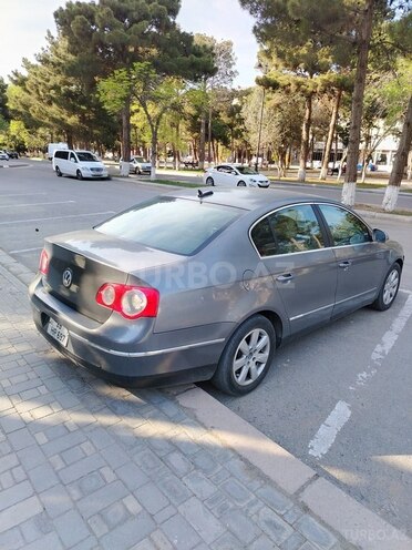 Volkswagen Passat 2005, 259,032 km - 2.0 l - Sumqayıt