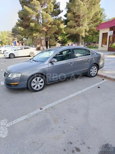 Volkswagen Passat 2005, 259,032 km - 2.0 l - Sumqayıt
