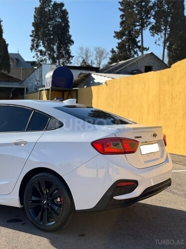 Chevrolet Cruze 2017, 215,000 km - 1.4 l - Gəncə