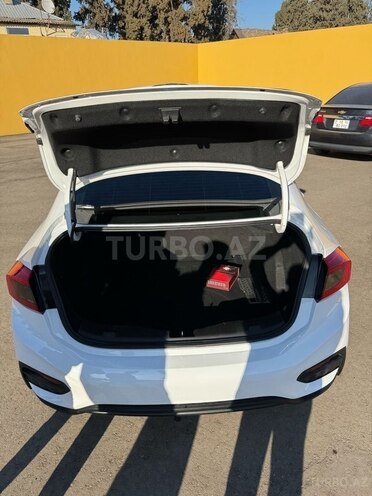 Chevrolet Cruze 2017, 215,000 km - 1.4 l - Gəncə