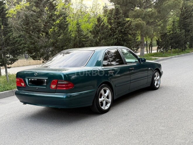 Mercedes E 230 1996, 299,000 km - 2.3 l - Sumqayıt