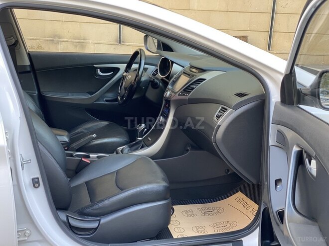 Hyundai Avante 2015, 126,473 km - 1.6 l - Bakı