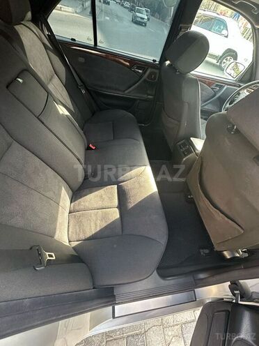 Mercedes E 240 1999, 446,199 km - 2.4 l - Xırdalan