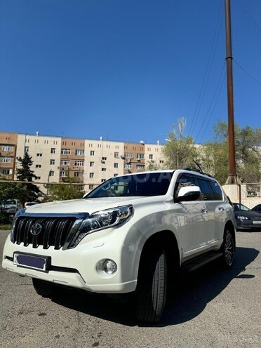 Toyota Land Cruiser Prado-2