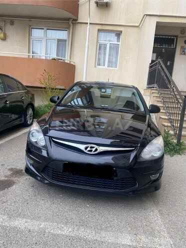Hyundai i30 2011, 183,000 km - 1.4 л - Bakı