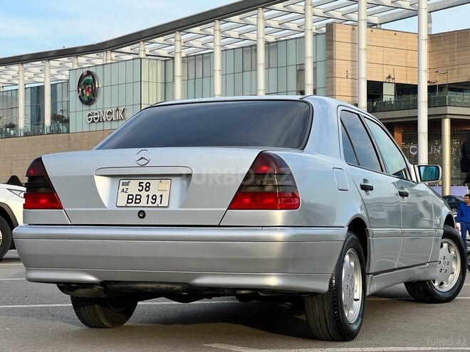 Mercedes C 240 1997, 286,000 km - 2.4 l - Bakı