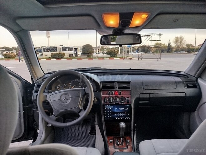 Mercedes C 180 2000, 410,850 km - 1.8 л - Bakı