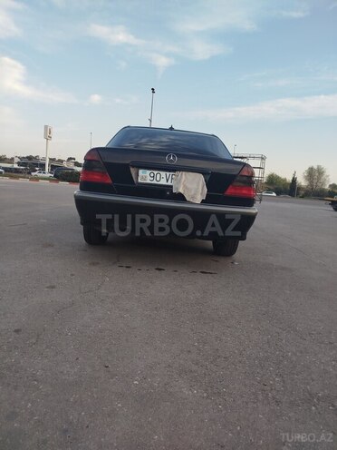 Mercedes C 180 2000, 410,850 km - 1.8 л - Bakı