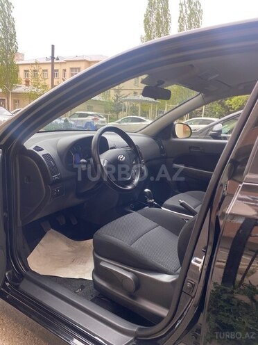Hyundai i30 2011, 183,000 km - 1.4 л - Bakı