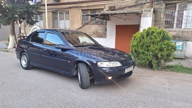 Opel Vectra 2001, 370,000 km - 1.8 l - Bakı