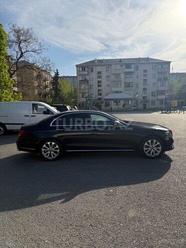 Mercedes E 220 d 2017, 178,000 km - 2.0 l - Bakı