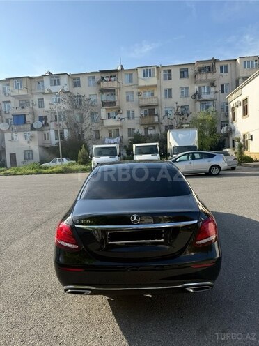 Mercedes E 220 d 2017, 178,000 km - 2.0 l - Bakı