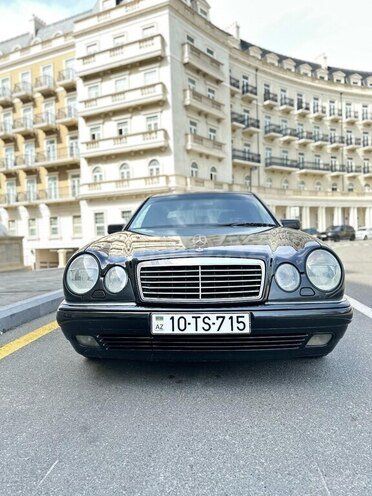 Mercedes E 280 1999, 325,269 km - 2.8 l - Bakı